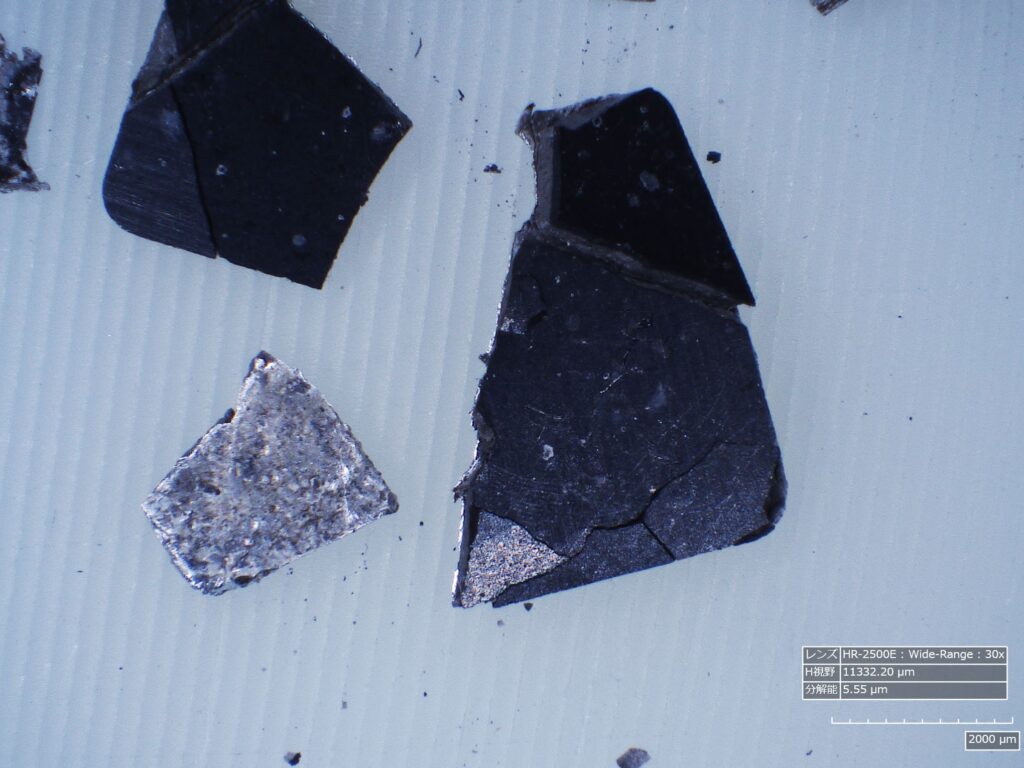 全固体電池_ハンドパンチで加工